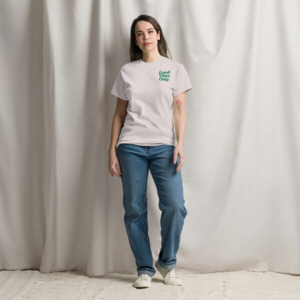 Good Vibes classic tee - Image 11