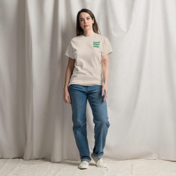 Good Vibes classic tee - Image 8